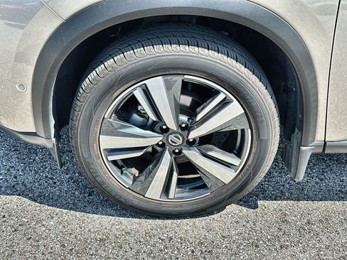 Used 2021 Nissan Rogue Platinum AWD/4WD image 13