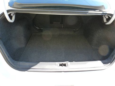 Used 2017 Chrysler 200 Limited w/ Convenience Group FWD image 15
