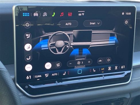 New 2026 Volkswagen Tiguan SE R-Line image 24