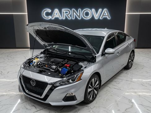 Used 2021 Nissan Altima 2.5 SR FWD image 13