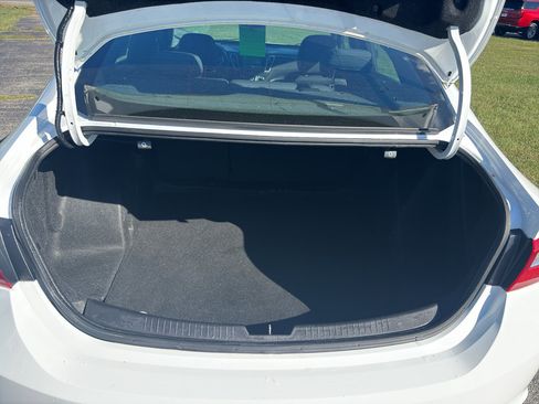 Used 2017 Chevrolet Malibu LS image 7