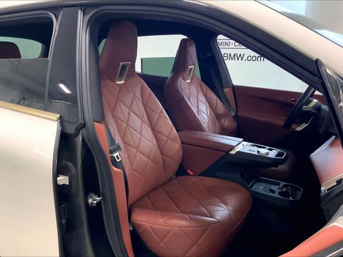 Certified 2023 BMW iX xDrive50 w/ Premium Package image 8