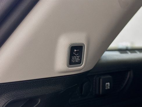 Used 2023 Jeep Grand Cherokee 4WD 4xe image 32