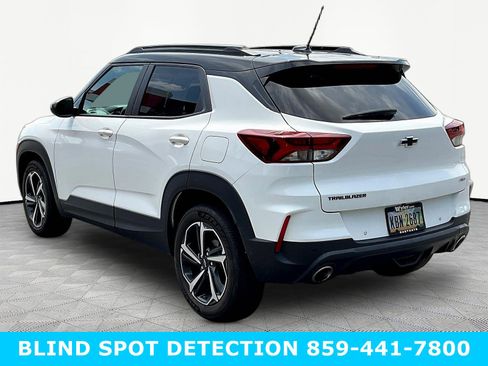 Used 2023 Chevrolet TrailBlazer RS w/ Convenience Package FWD image 4