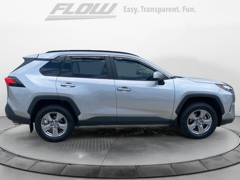 Used 2023 Toyota RAV4 XLE w/ Convenience Package FWD image 10