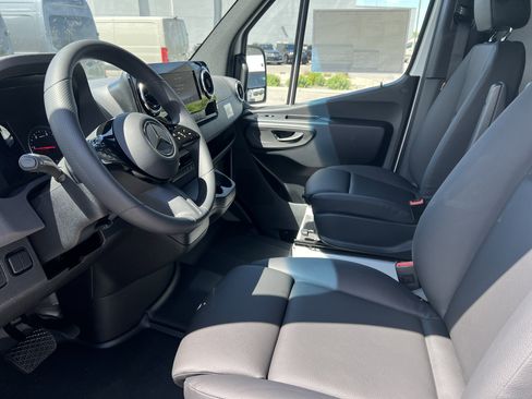 New 2025 Mercedes-Benz Sprinter 2500 image 14