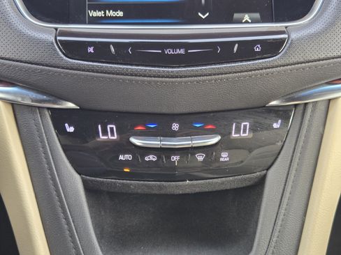 Used 2019 Cadillac XT5 Luxury FWD image 15