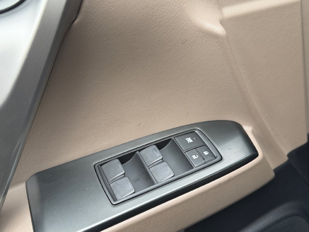 Certified 2023 Lexus GX 460 Premium w/ Premium Package AWD/4WD image 17