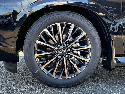 New 2026 INFINITI QX80 Autograph AWD/4WD image 16