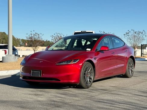 Used 2024 Tesla Model 3 Long Range image 1