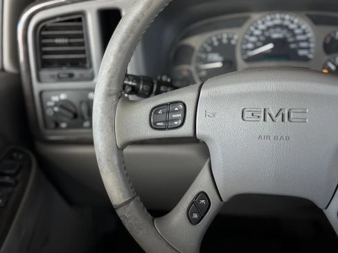 Used 2005 GMC Yukon XL Denali AWD/4WD image 24