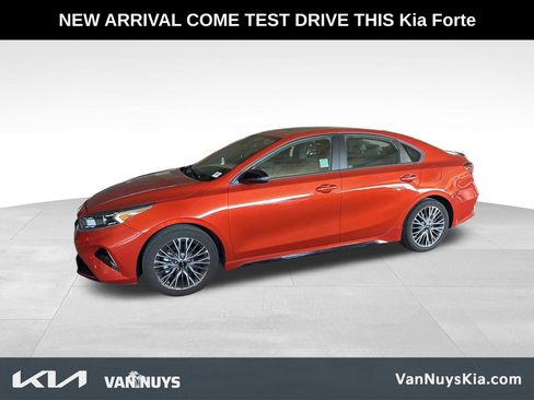 Used 2023 Kia Forte GT-Line w/ GT-Line Premium Package image 1
