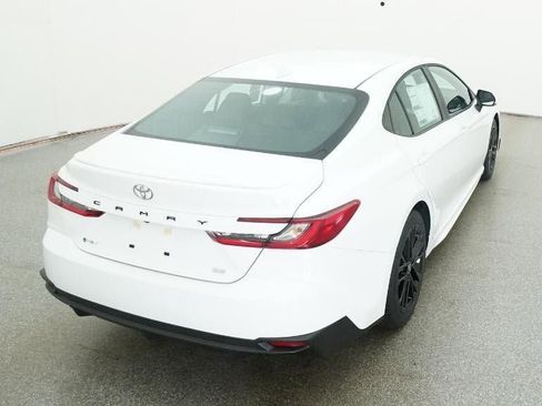 New 2026 Toyota Camry SE image 8