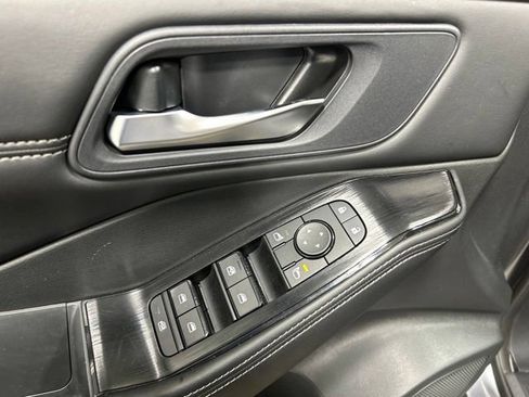 Used 2023 Nissan Rogue SV w/ SV Premium B Package AWD/4WD image 23