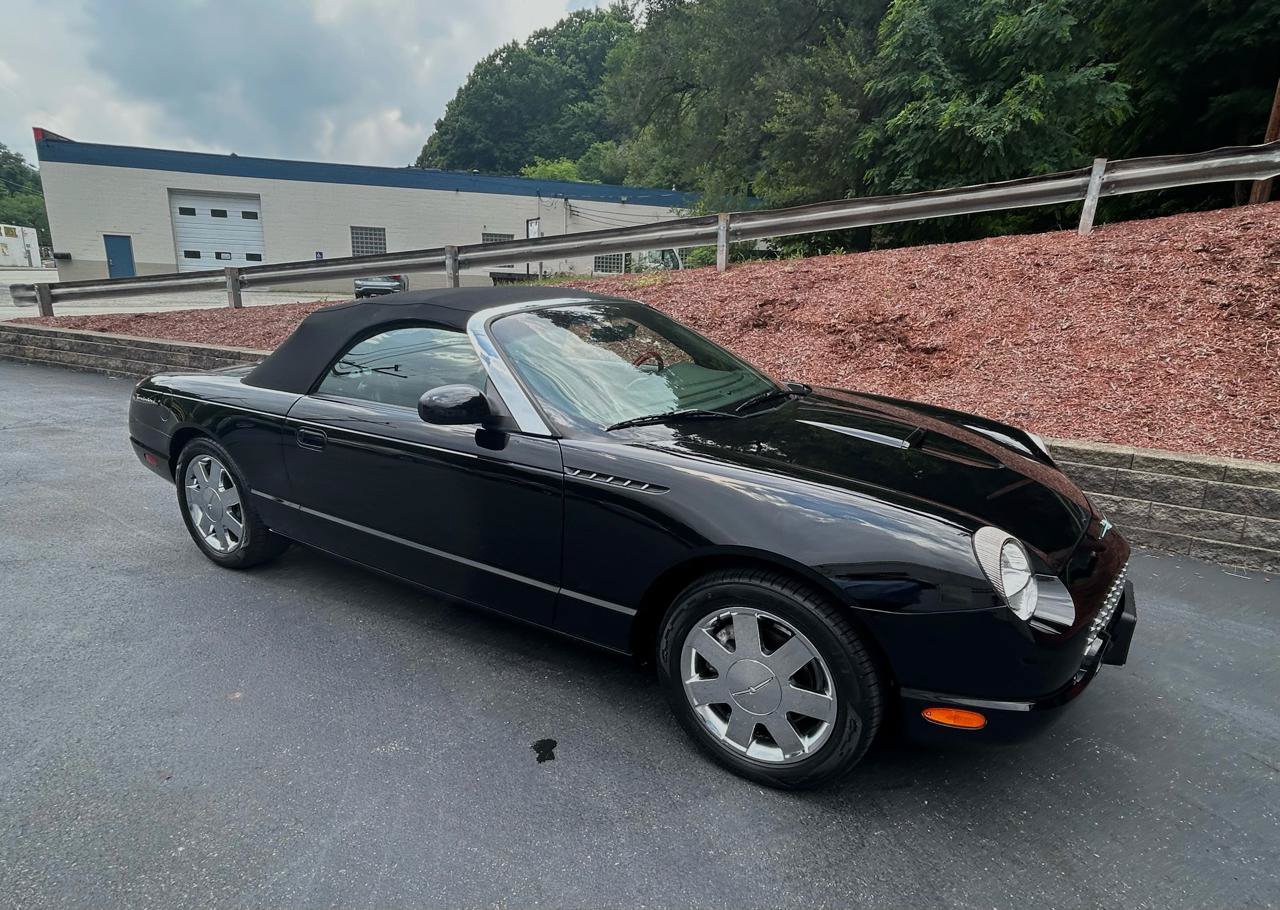 Used 2002 Ford Thunderbird RWD image 11