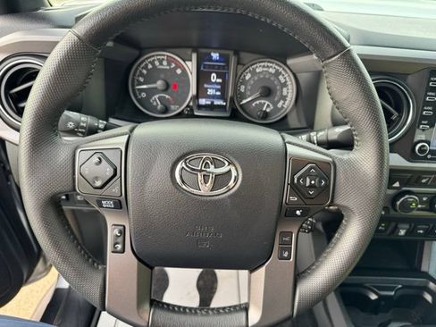Used 2023 Toyota Tacoma TRD Sport w/ TRD Premium Sport Package AWD/4WD image 20
