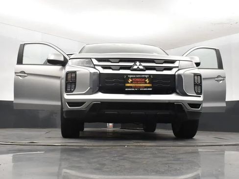 Used 2024 Mitsubishi Outlander Sport ES AWD/4WD image 11
