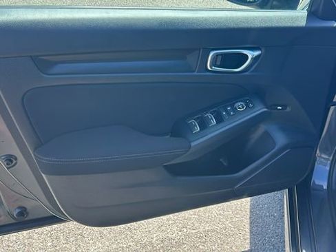 Used 2025 Honda Civic Sport image 16