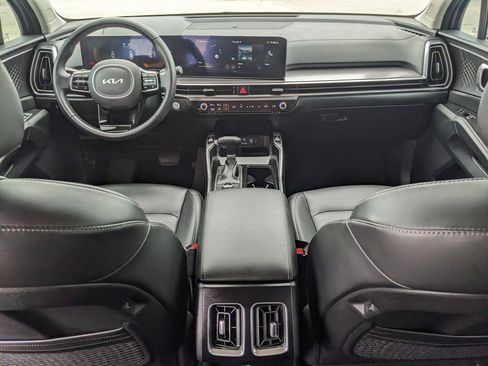 Certified 2025 Kia Sorento S AWD/4WD image 14