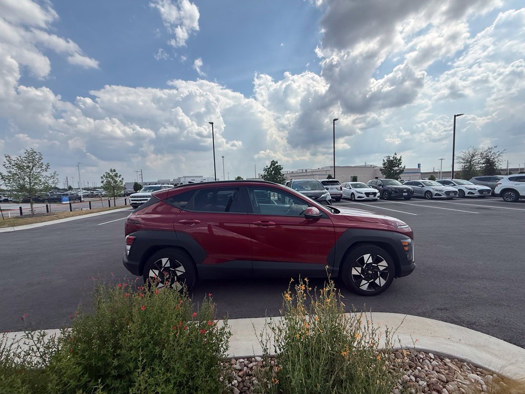 Certified 2025 Hyundai Kona SEL FWD image 5
