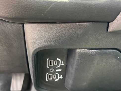Used 2019 RAM 1500 Big Horn AWD/4WD image 24