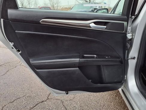 Used 2019 Ford Fusion SEL image 23