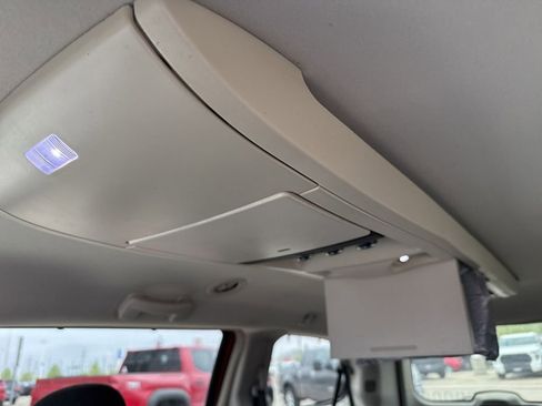 Used 2012 Dodge Grand Caravan Crew w/ Crew Value Pkg FWD image 13