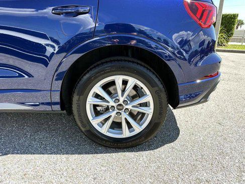 Certified 2025 Audi Q3 2.0T Premium AWD/4WD image 11