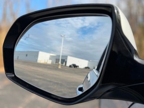 Used 2016 Hyundai Santa Fe Limited image 36