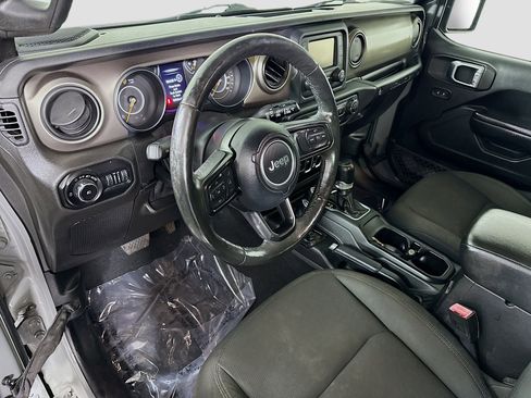 Used 2019 Jeep Wrangler Unlimited Sport S image 23