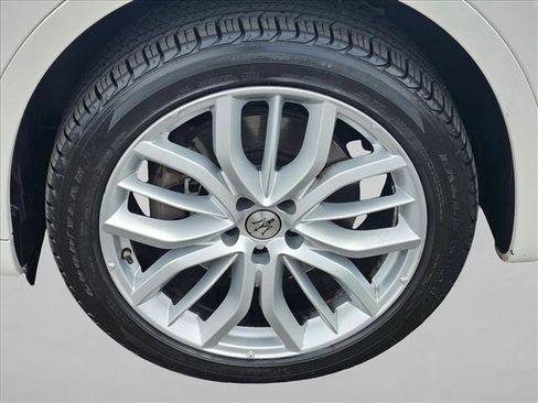 Used 2022 Maserati Levante GT AWD/4WD image 25