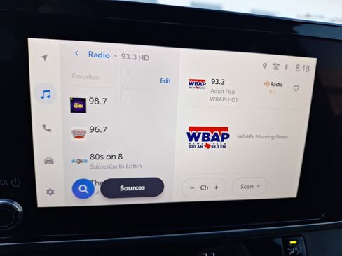Used 2025 Toyota Camry LE image 25