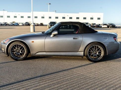 Used 2000 Honda S2000 image 5
