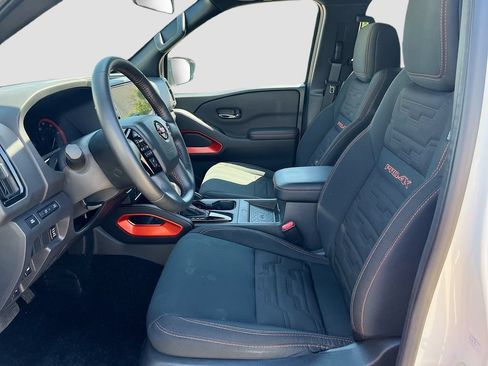 Used 2025 Nissan Frontier PRO-4X w/ Pro Convenience Package AWD/4WD image 21