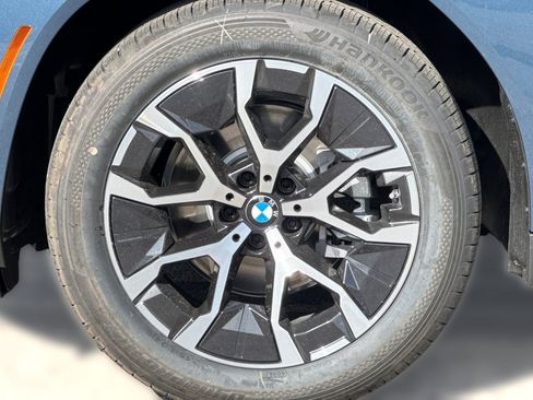 Used 2026 BMW X3 xDrive30i w/ Premium Package AWD/4WD image 12