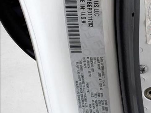 Used 2023 Jeep Cherokee Altitude Lux image 22