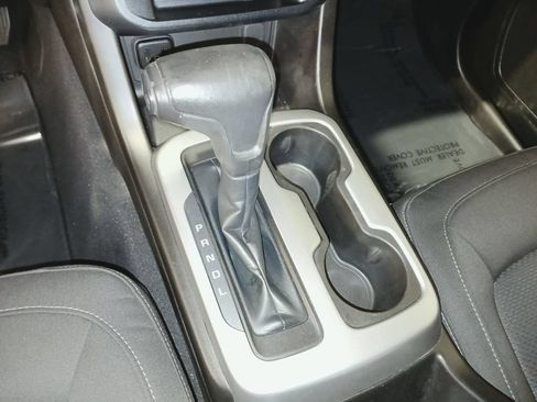 Used 2019 Chevrolet Colorado LT w/ LT Convenience Package AWD/4WD image 19