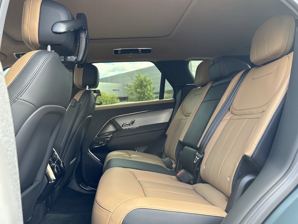 New 2027 Land Rover Range Rover Sport Dynamic SE AWD/4WD image 15