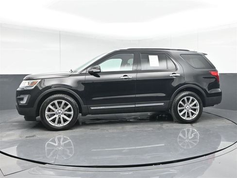 Used 2016 Ford Explorer Limited image 8