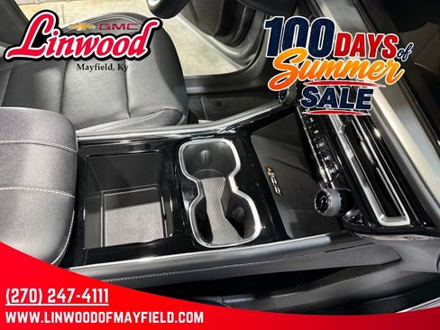 Used 2026 Chevrolet Traverse LT FWD image 30