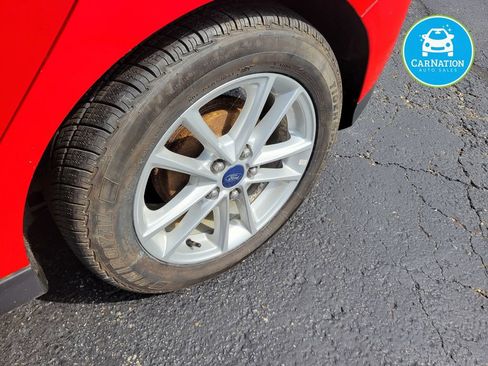 Used 2016 Ford Focus SE FWD image 28
