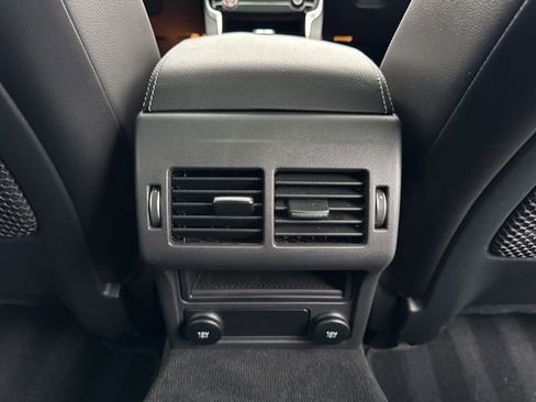 Used 2020 Jaguar XF Checkered Flag image 25