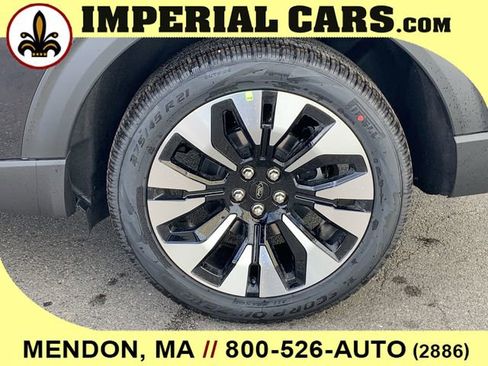 New 2026 Ford Explorer Platinum w/ LUX Leather Package image 9