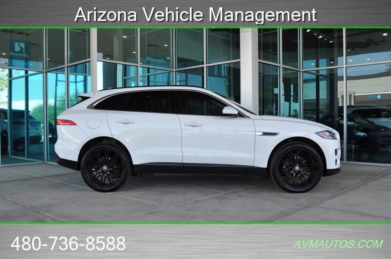 Used 2017 Jaguar F-PACE Prestige AWD/4WD image 4