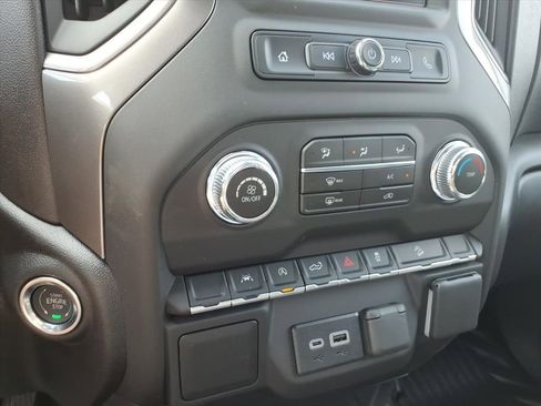 New 2026 GMC Sierra 1500 Pro w/ Pro Value Package AWD/4WD image 19