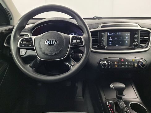 Used 2020 Kia Sorento LX FWD image 22
