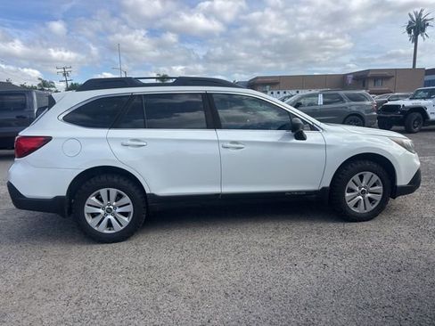 Used 2018 Subaru Outback 2.5i AWD/4WD image 4