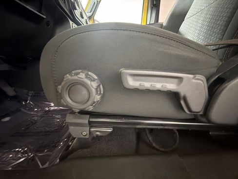 Used 2020 Jeep Wrangler Rubicon w/ Steel Bumper Group image 14