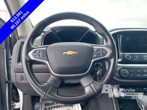 Used 2022 Chevrolet Colorado LT w/ LT Convenience Package image 16