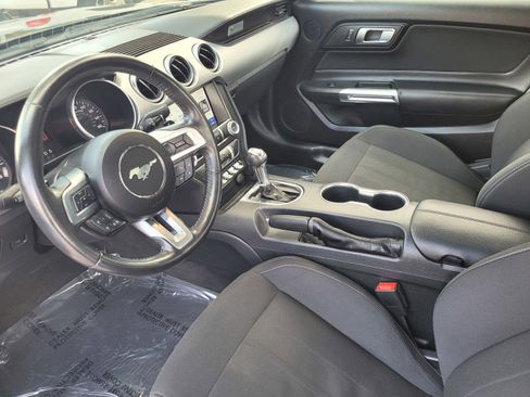 Used 2022 Ford Mustang GT w/ Equipment Group 301A RWD image 14